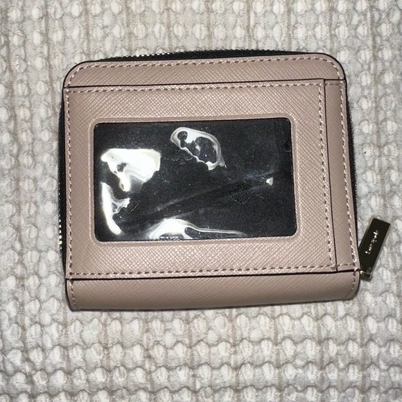 Kate Spade wallet - Picture 2 of 3